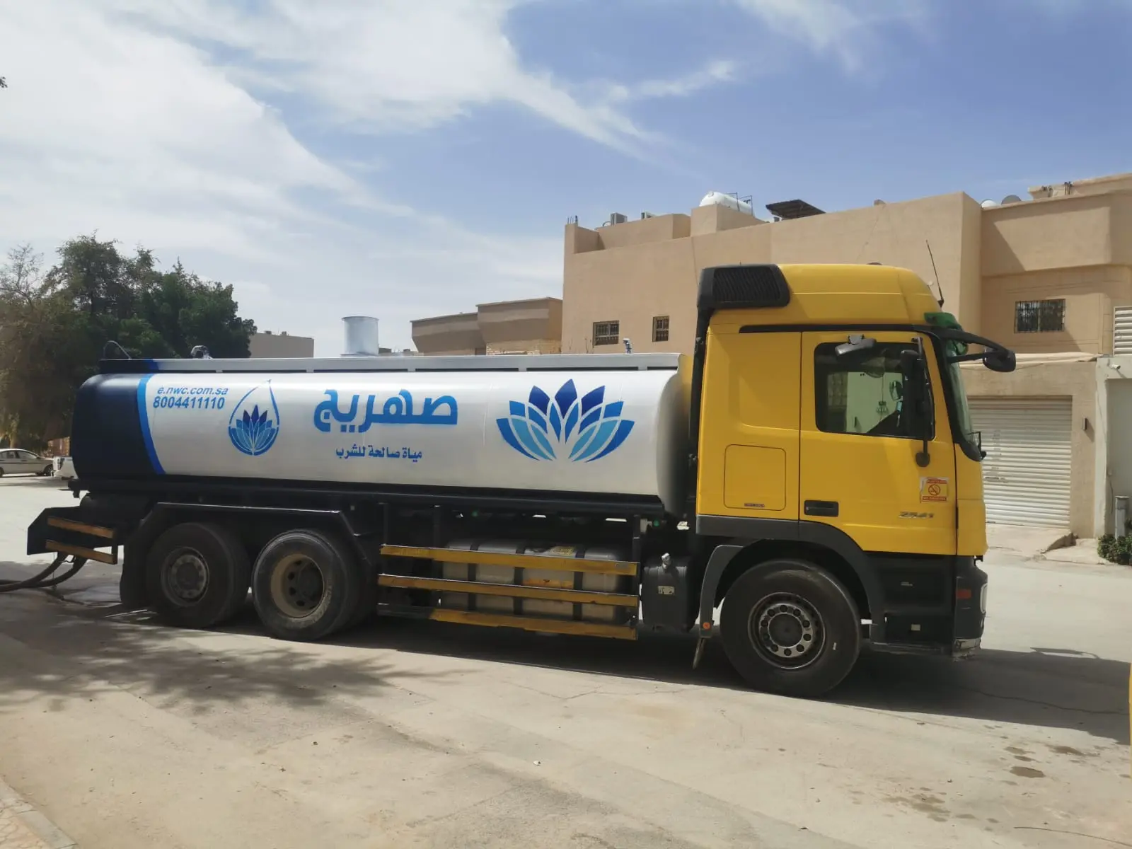 وايت ماء وسط الرياض 18 طن صالحة للشرب